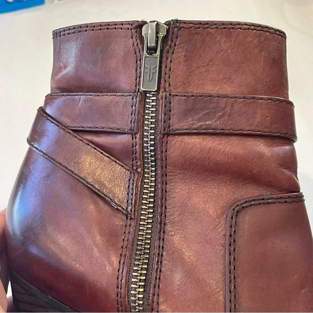 FRYE Patty Riding Boots Booties Brown Red-ish Leather High Block Heels size 8M